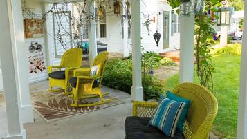 Superior Suite, Ensuite, Garden View (Carriage House Suite 01) | Miscellaneous