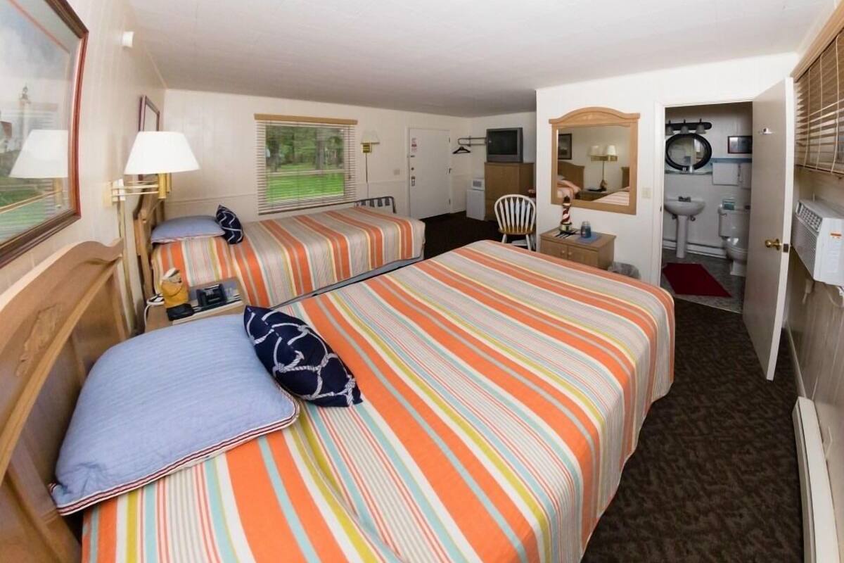 Premium Quadruple Room, Ensuite (Hillside Room 08) | 1 bedroom