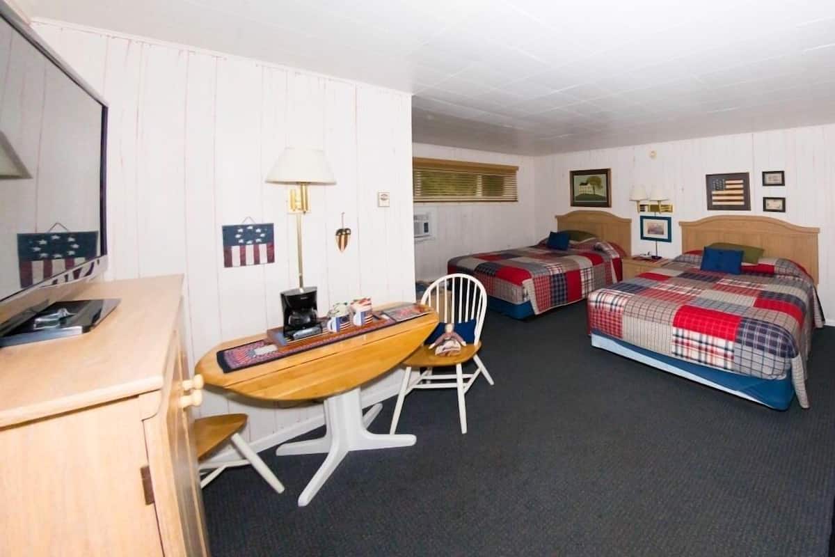 Superior Quadruple Room, Ensuite (Hillside Room 06) | 1 bedroom