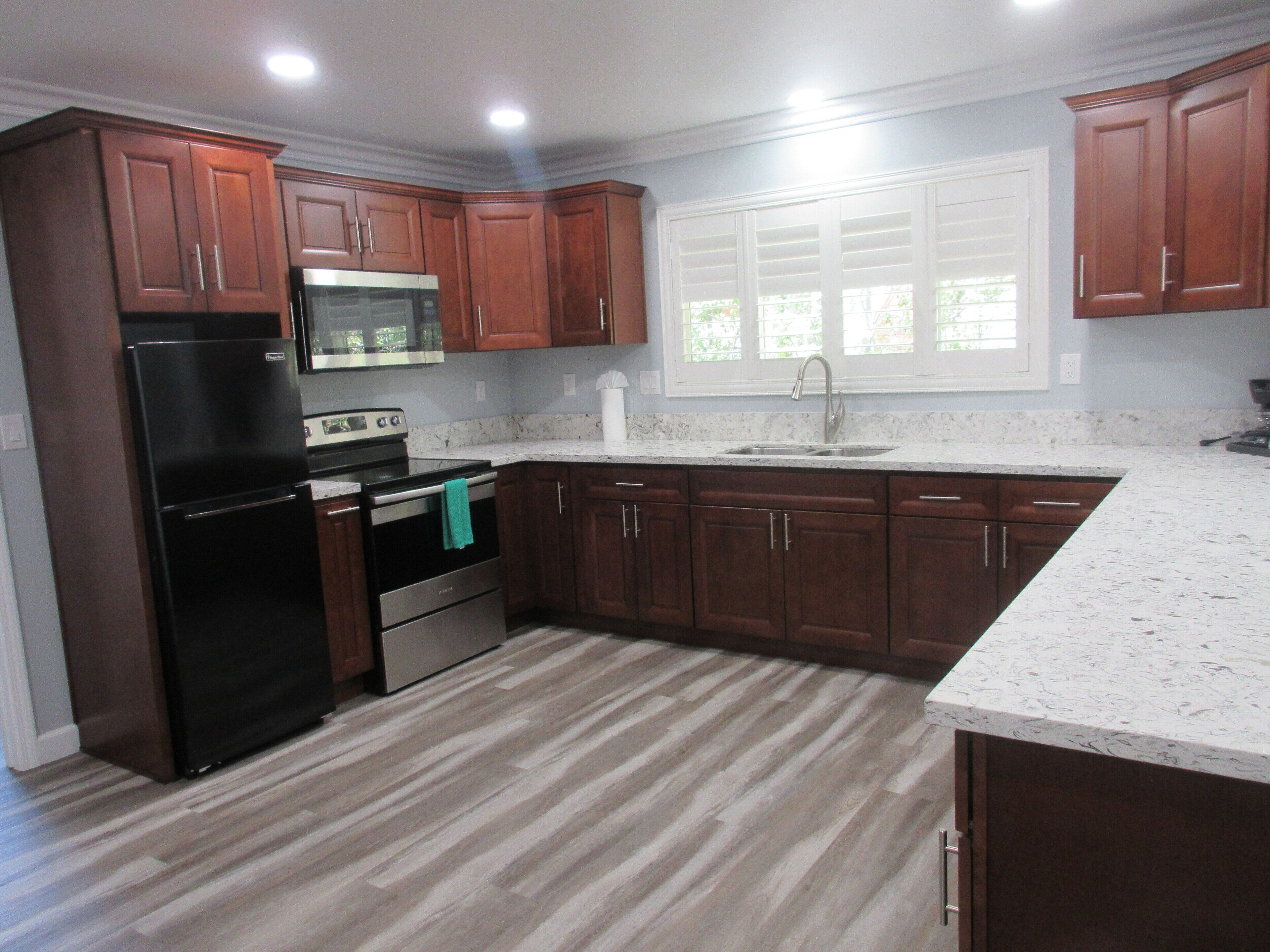 Suite Keluarga, 2 kamar tidur, dapur | Dapur pribadi | Mesin pembuat kopi/teh