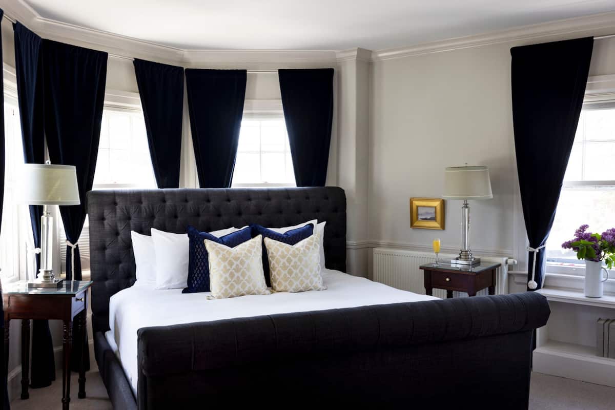 Suite, Fireplace (Thompson) | View from room