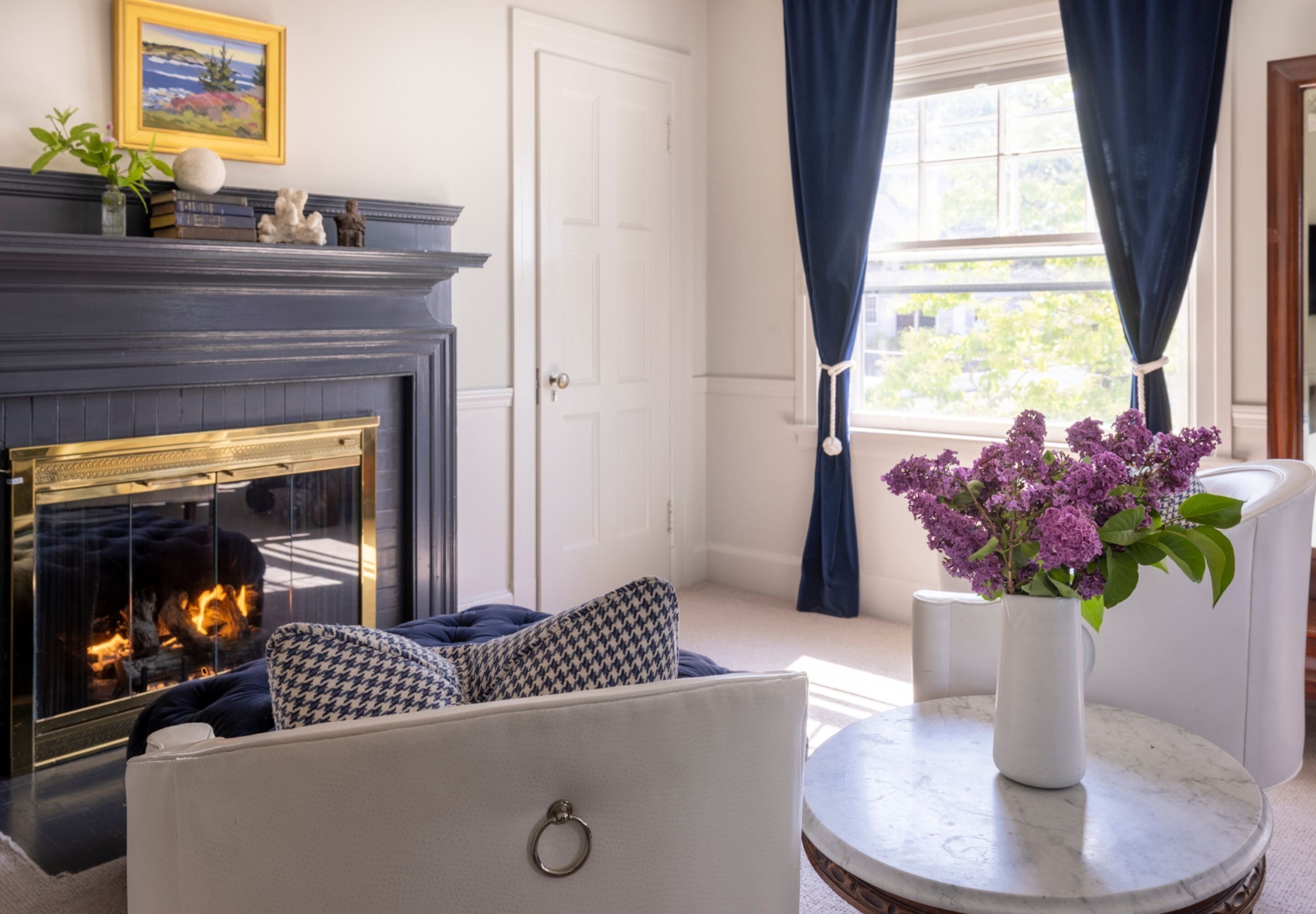 room (thompson suite with fireplace) | living area | 32-inch flat-screen tv with cable channels, tv