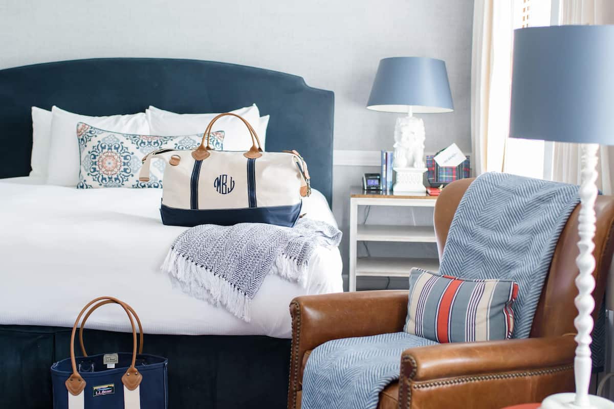 أغطية فراش متميزة وألحفة محشوة بالريش وبديكورات فريدة لكل غرفة