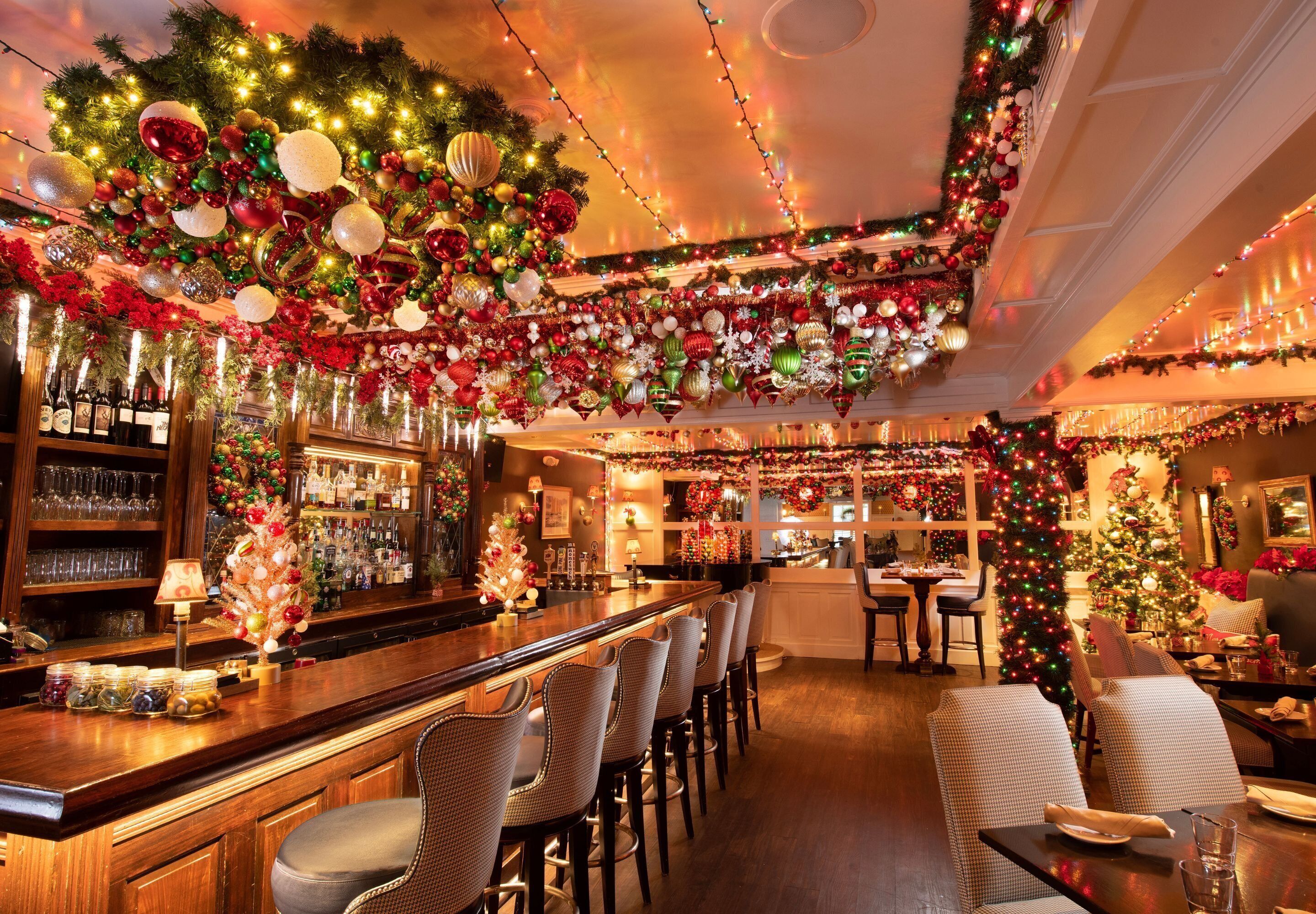 dinner served, seafood, al fresco dining