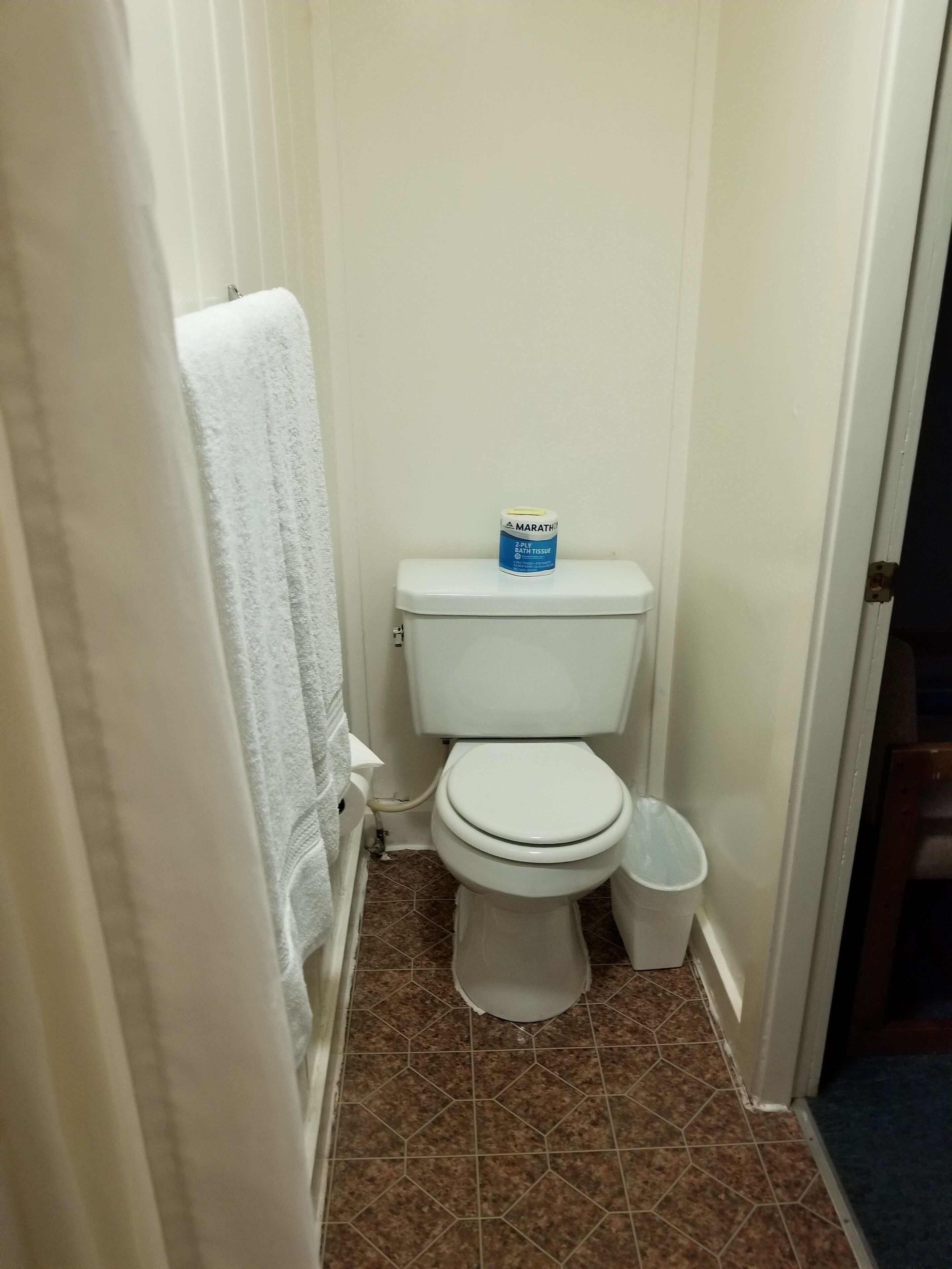 Eco-friendly toiletries, towels, soap, shampoo