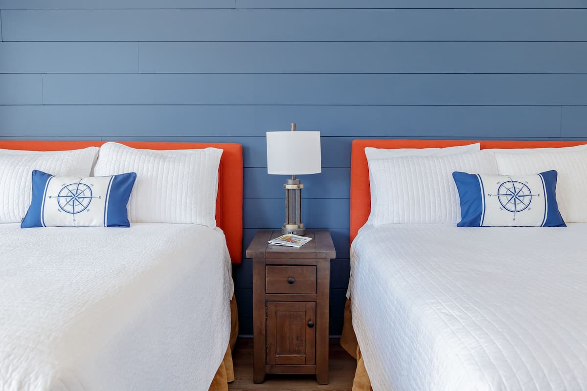 Premium Double Room | Iron/ironing board, free WiFi, bed sheets