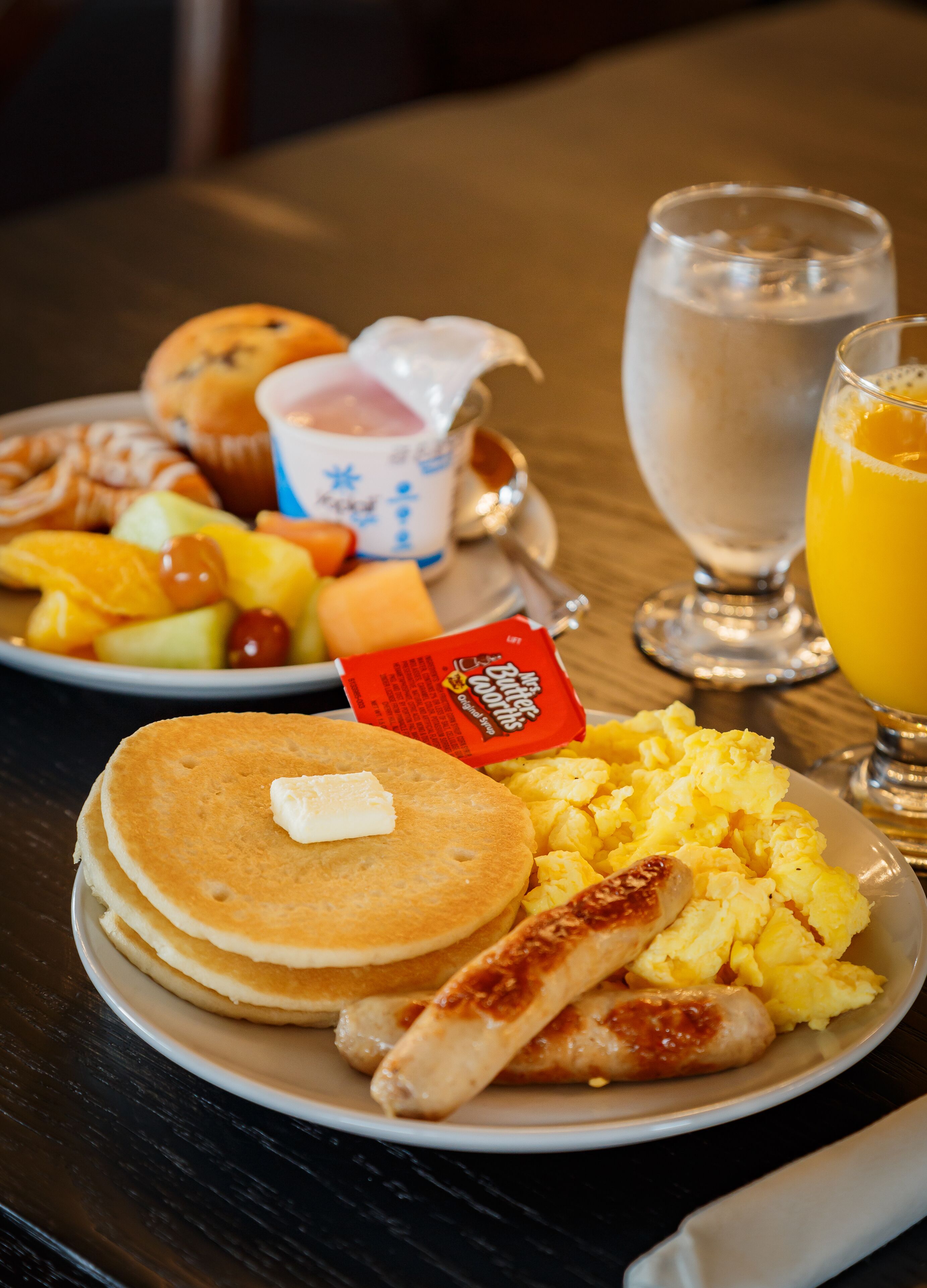 daily buffet breakfast (usd 10 per person)