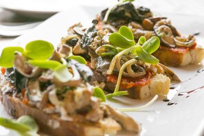 Dining - Rainbow Ranch Lodge (Gallatin Gateway)