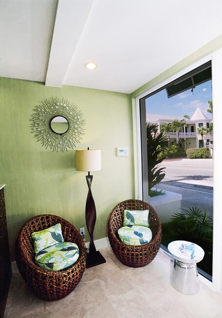 Silver Palms Inn - Image 5