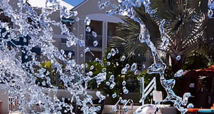 Silver Palms Inn