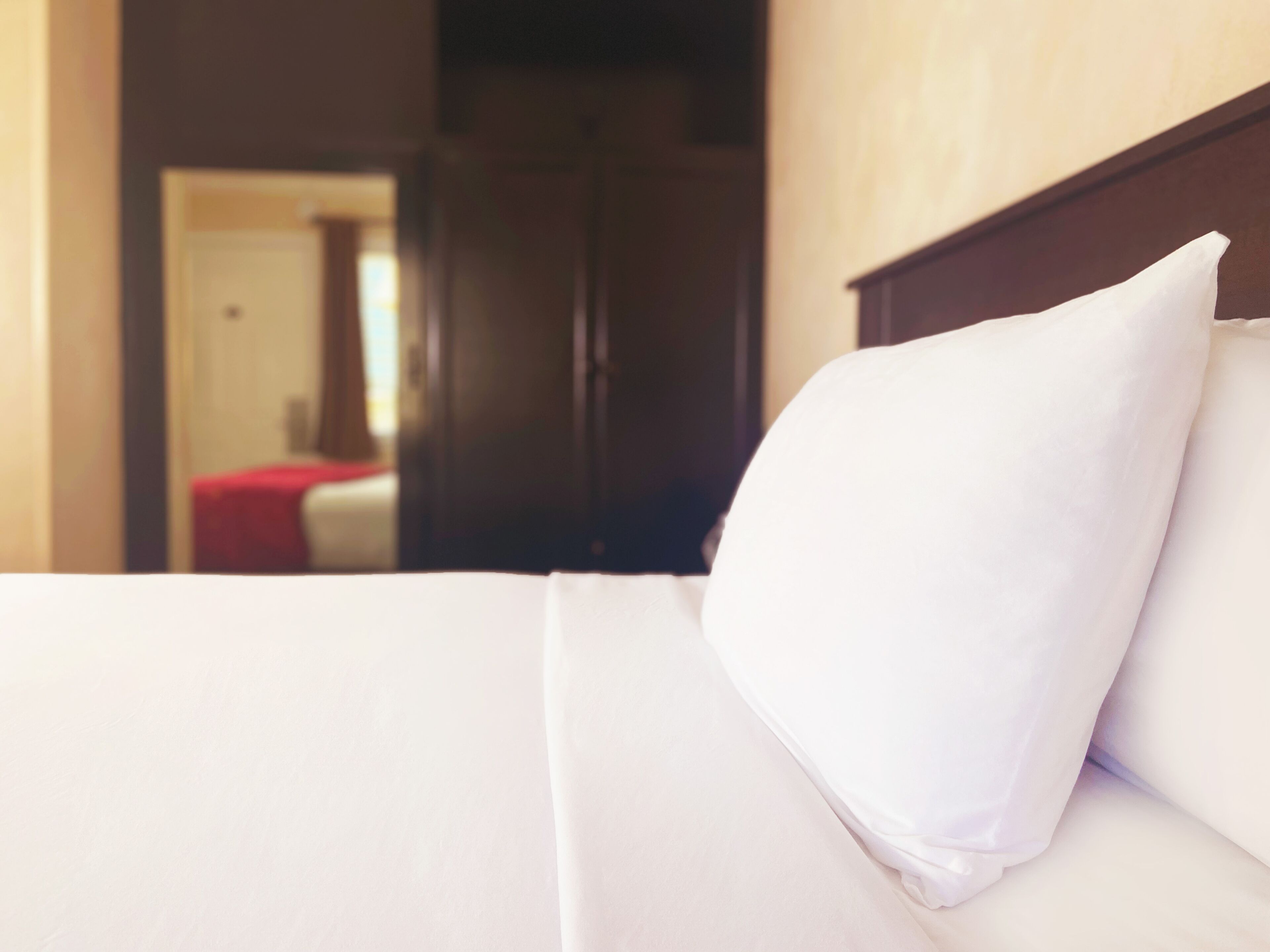Kamar Standar, 1 Tempat Tidur Queen, Bebas Asap Rokok, lemari es & microwave | Area keluarga | Televisi layar datar 39-inci dengan saluran TV kabel dan TV