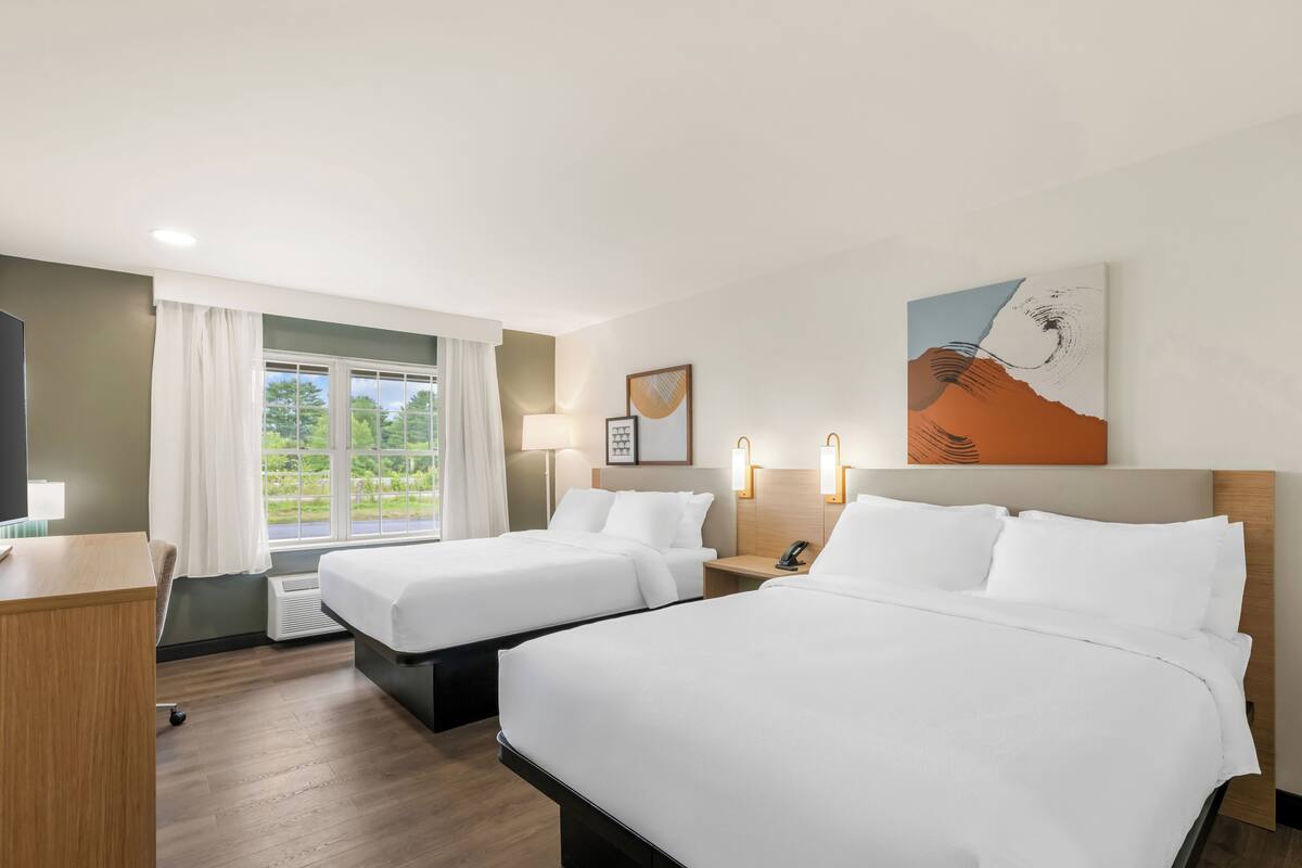 Room, 2 Queen Beds | WiFi (free), alarm clocks, bed sheets