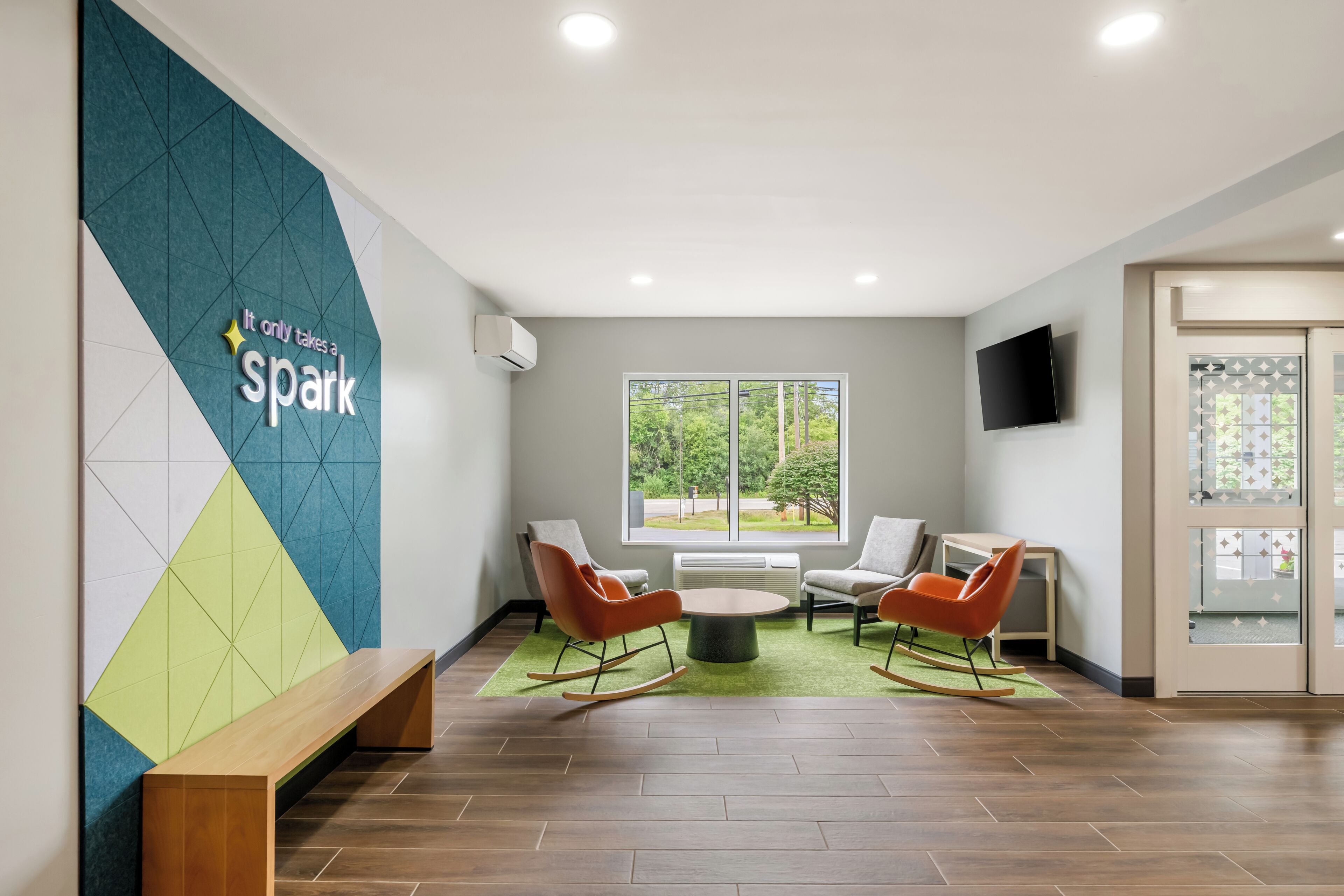 Lobby lounge
