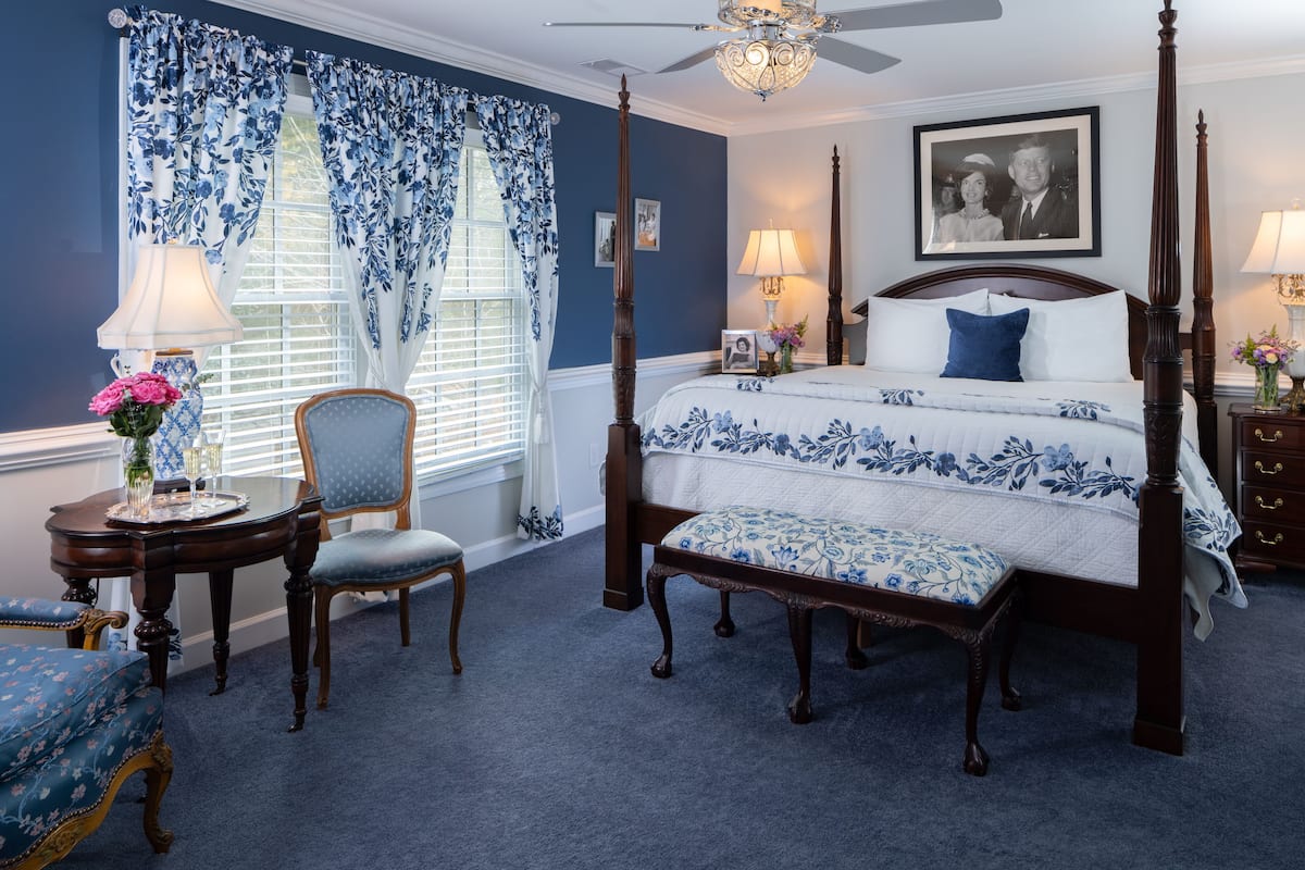 Deluxe-Zimmer, 1 King-Bett | 1 Schlafzimmer, individuell dekoriert, individuell eingerichtet