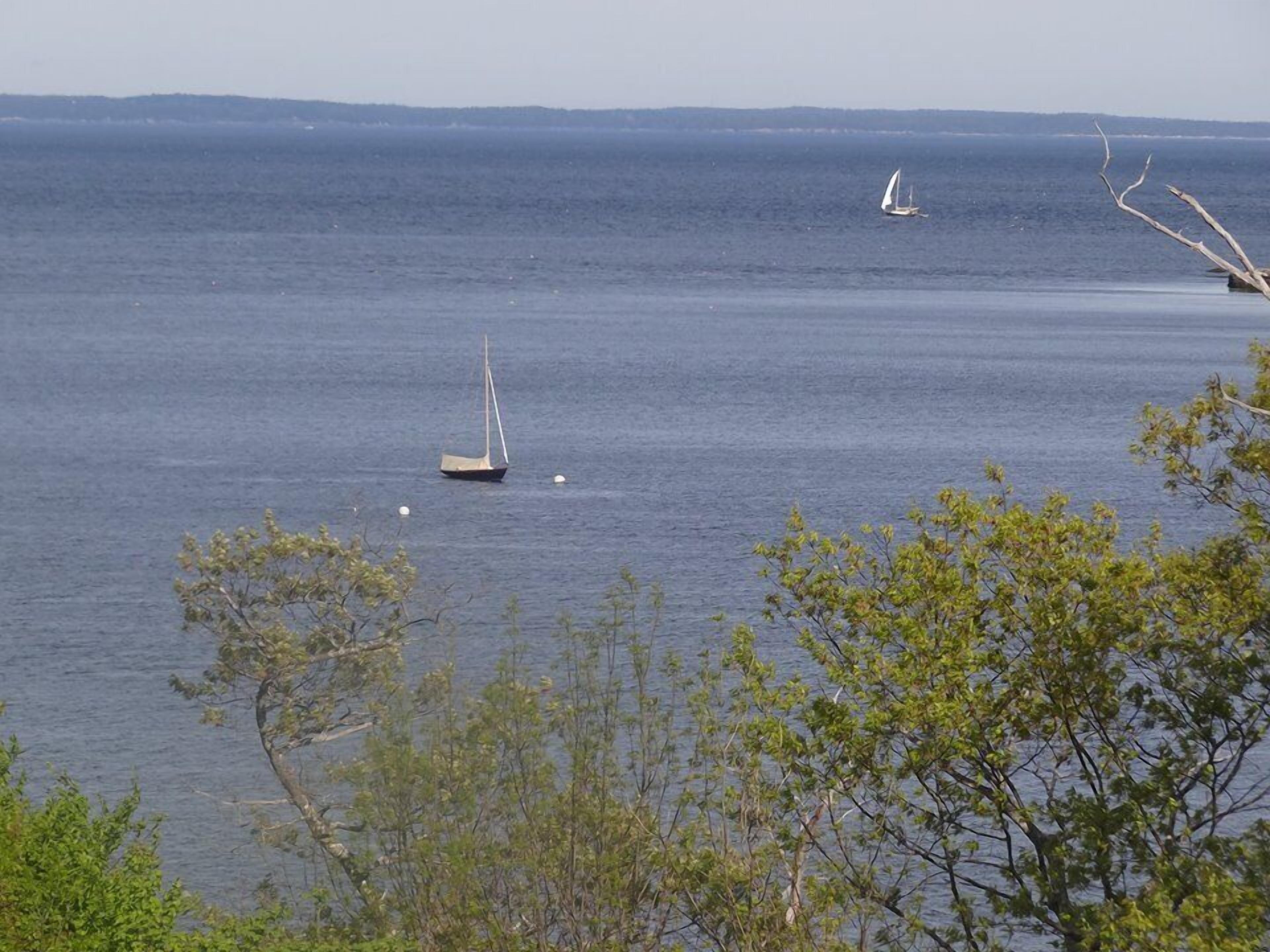 Utsikt mot strand/hav