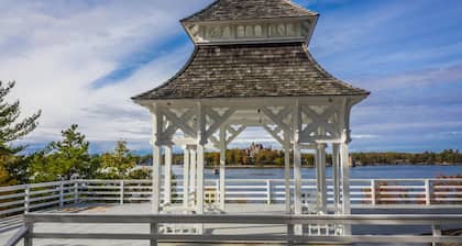 Bonnie Castle Resort & Marina