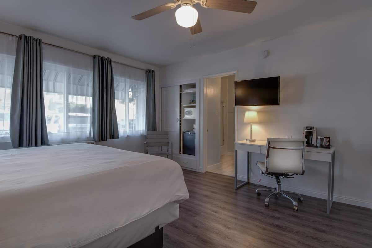 1 bedroom, minibar, in-room safe, individually furnished