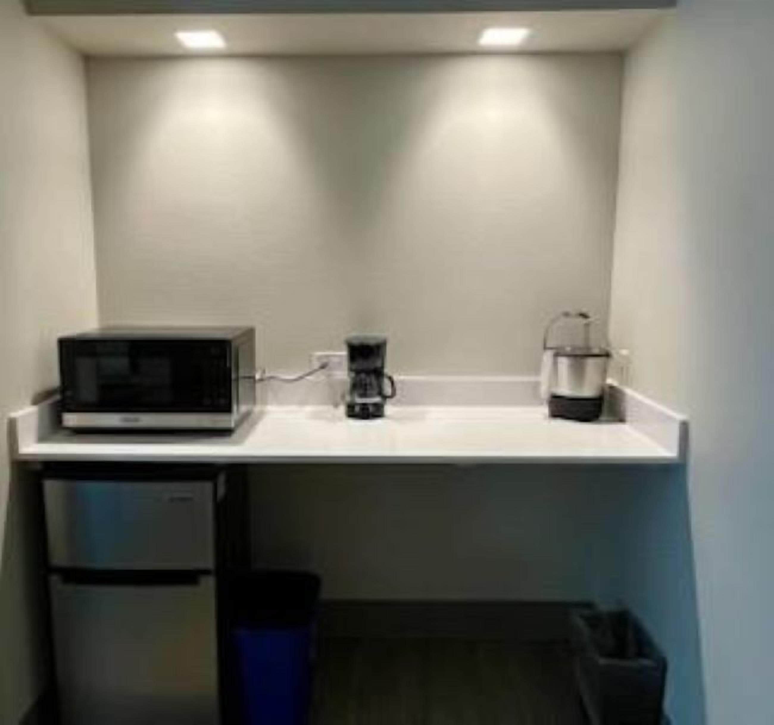 Fridge, microwave, coffee/tea maker