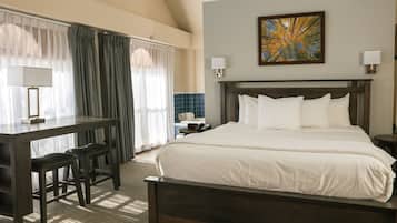 In-room safe, individually decorated, individually furnished, desk