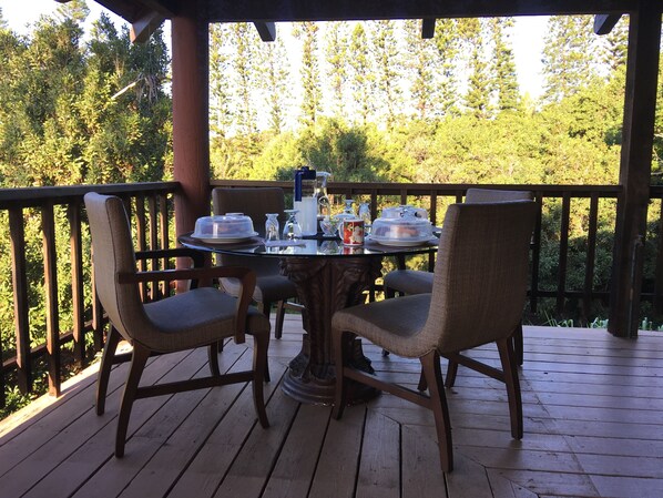 Breakfast area - Hawaii Island Resort (Naalehu)