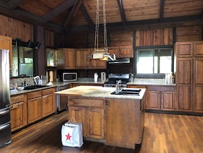 Interior - Hawaii Island Resort (Naalehu)