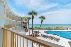 セーフティボックス (室内)、アイロン / アイロン台、WiFi (無料)、ベッドシーツ