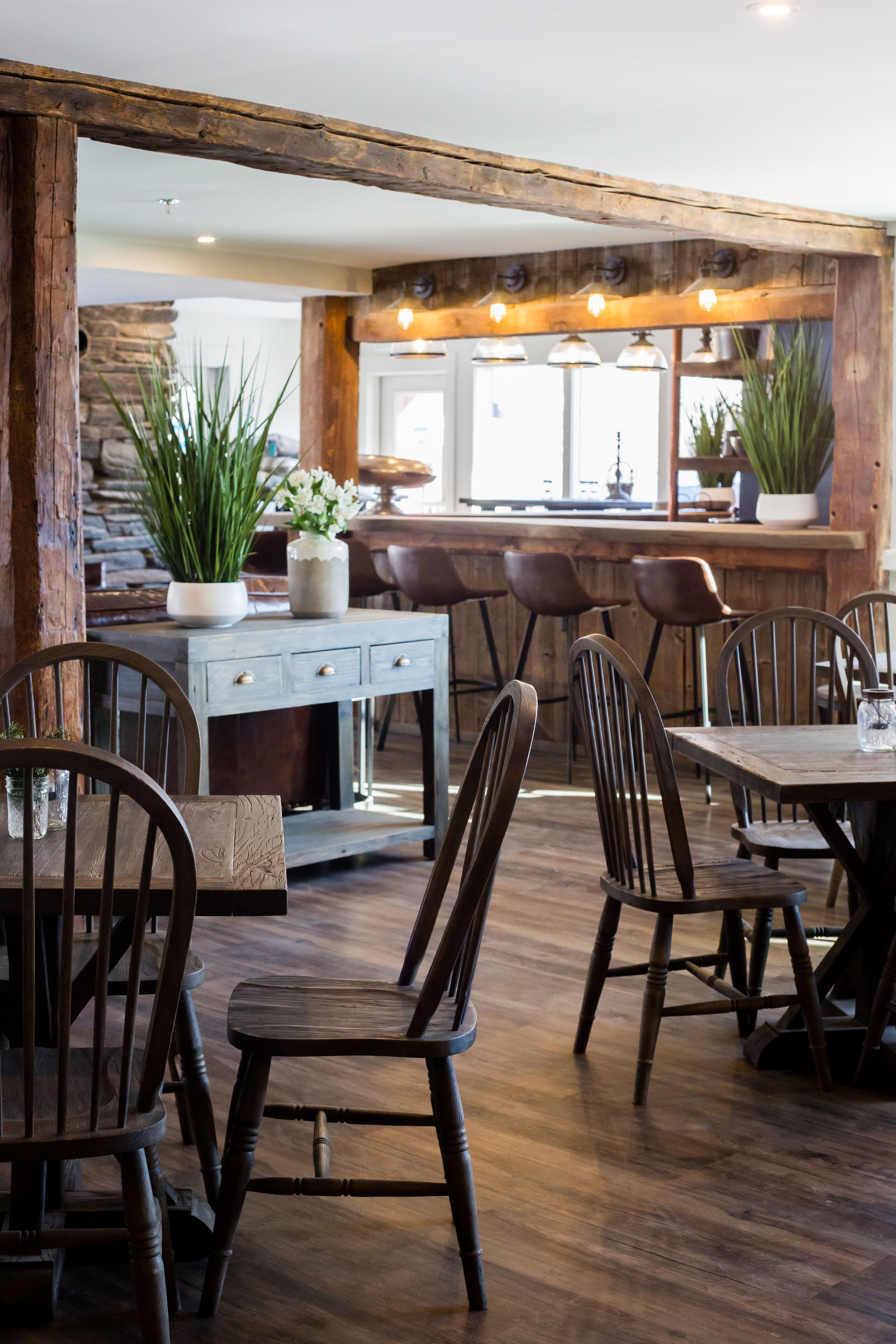 free daily full breakfast