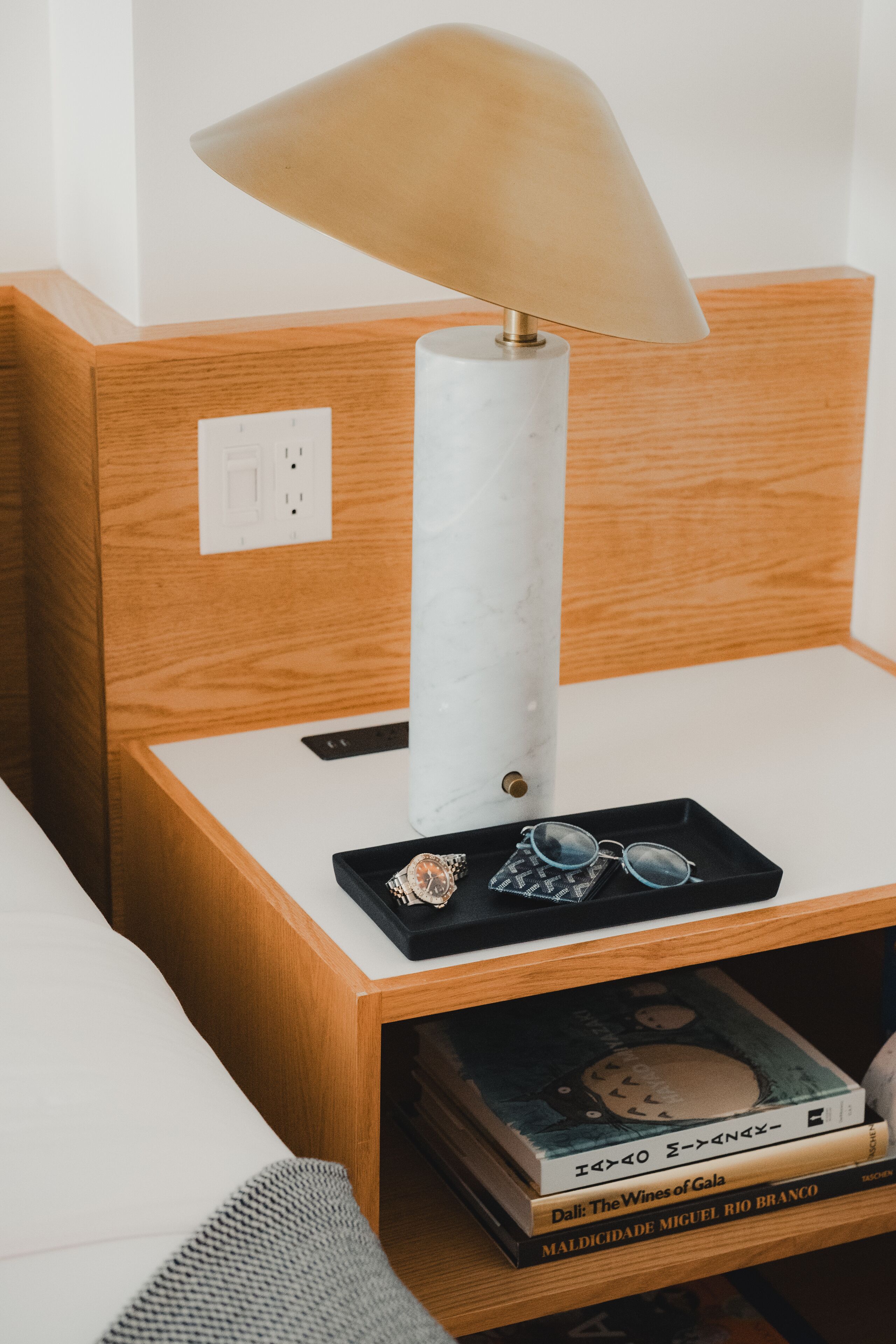 signature king (sgk) | egyptian cotton sheets, premium bedding, down duvets, pillow-top beds