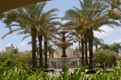 Alamo Vacation Townhomes