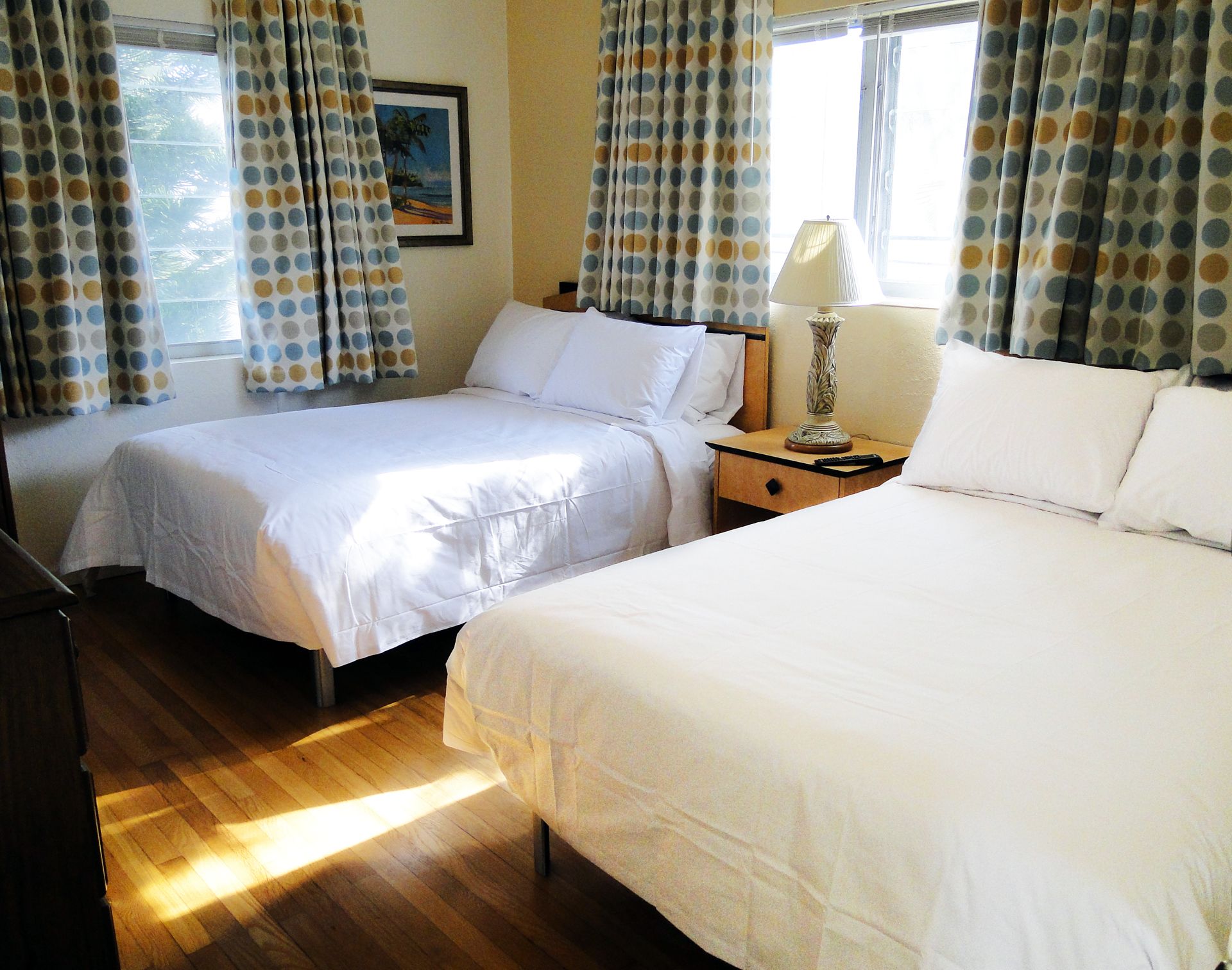 Great Escape Inn by Lowkl