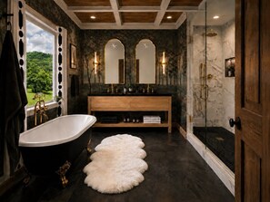 Deluxe House, Private Bathroom, Mountain View (Highlands Lodge at Fire M) | Bathroom