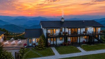 Deluxe House, Private Bathroom, Mountain View (Highlands Lodge at Fire M) | Exterior