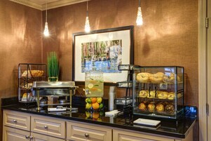 包含每日欧式早餐