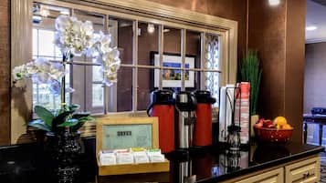 Desayuno continental incluido todos los días