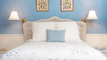 Habitación | Decoración personalizada, muebles diferentes y escritorio