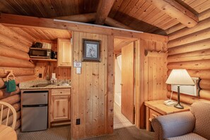 Cabin | Living area