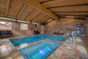 Indoor spa tub