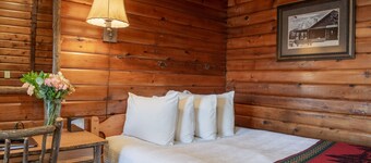 Antler Inn