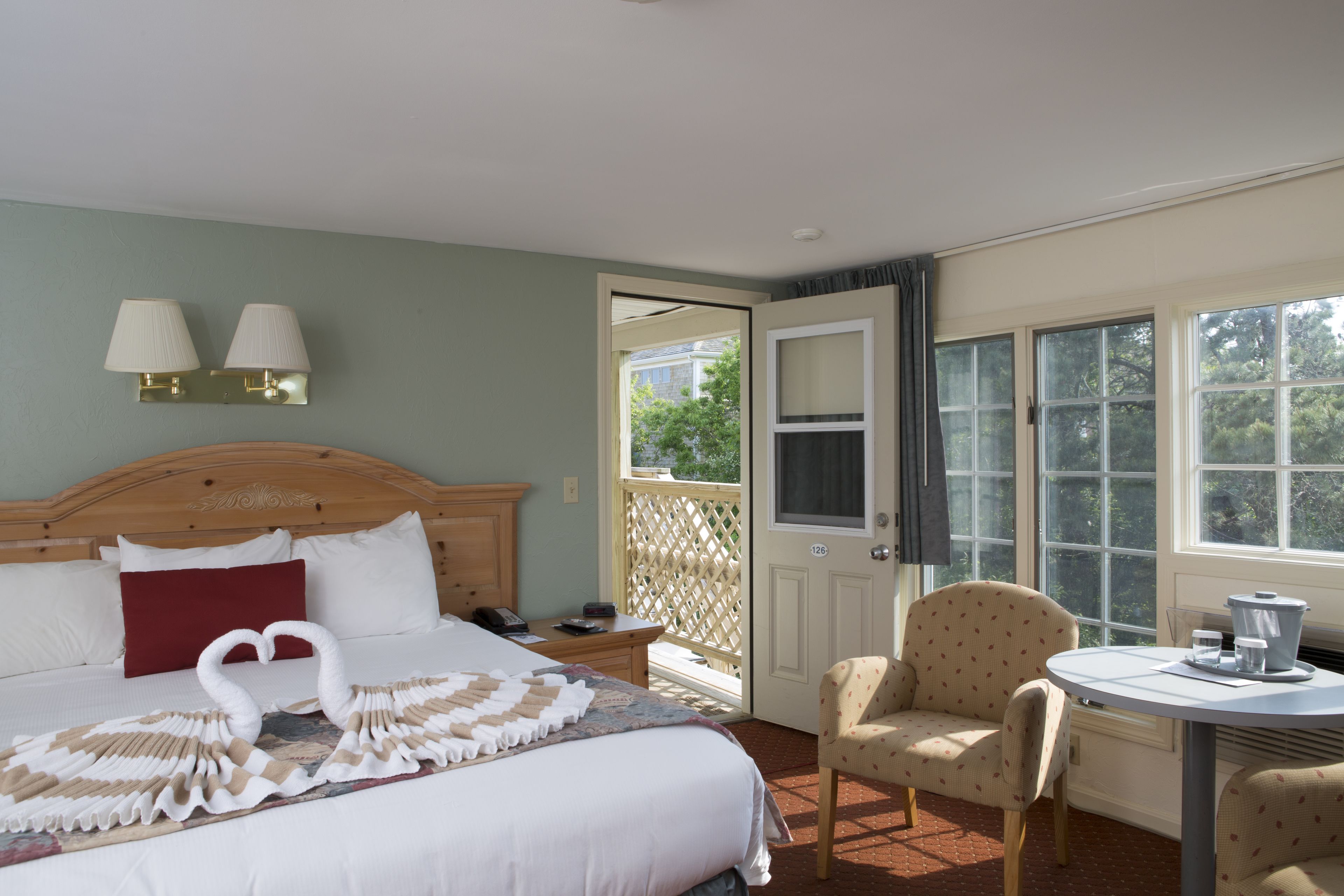 superior room, multiple beds, ocean view (captain suite) | iron/ironing board, free wifi, bed sheets