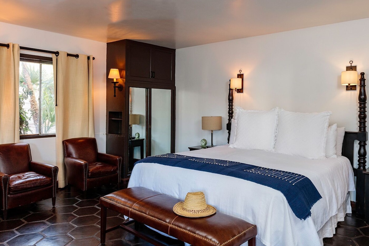 In-room safe, desk, blackout drapes, iron/ironing board (on request)