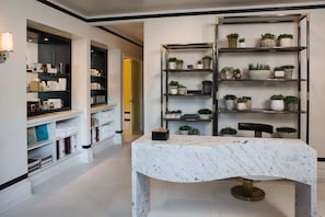 Outdoor treatment areas, hot tub, steam room, deep-tissue massages