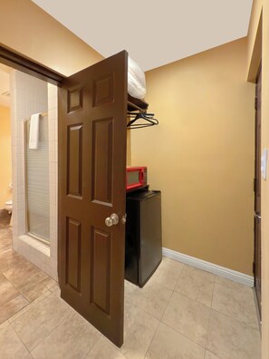 Habitación familiar, varias camas, no fumadores, frigorífico y microondas | Plano