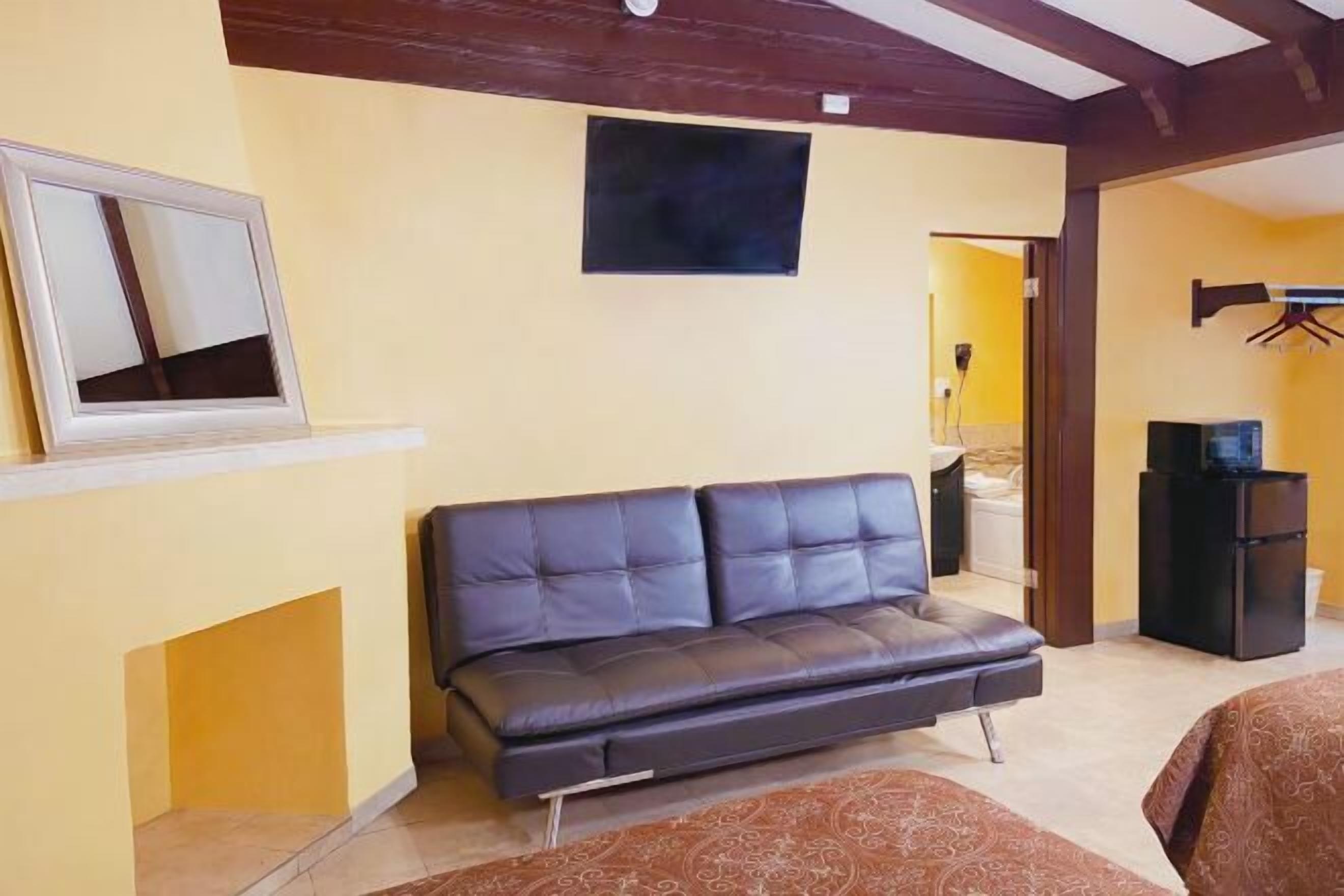 Soundproofing, iron/ironing board, free WiFi, bed sheets