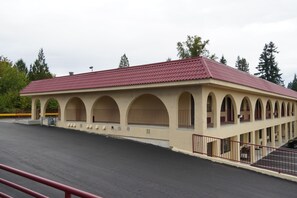 Exterior - Timberland Inn & Suites (Castle Rock)