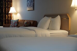 Deluxe Double Room, Non Smoking | Egyptian cotton sheets, premium bedding, desk, soundproofing - Timberland Inn & Suites (Castle Rock)