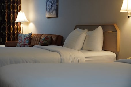 Deluxe Double Room, Non Smoking. Timberland Inn & Suites