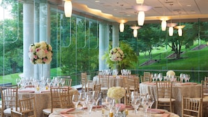 Unclassified image, 4 of 26, button - Mt Washington Conference Center (Baltimore)