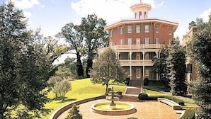 Unclassified image, 3 of 26, button - Mt Washington Conference Center (Baltimore)