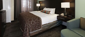Staybridge Suites South Springfield by IHG