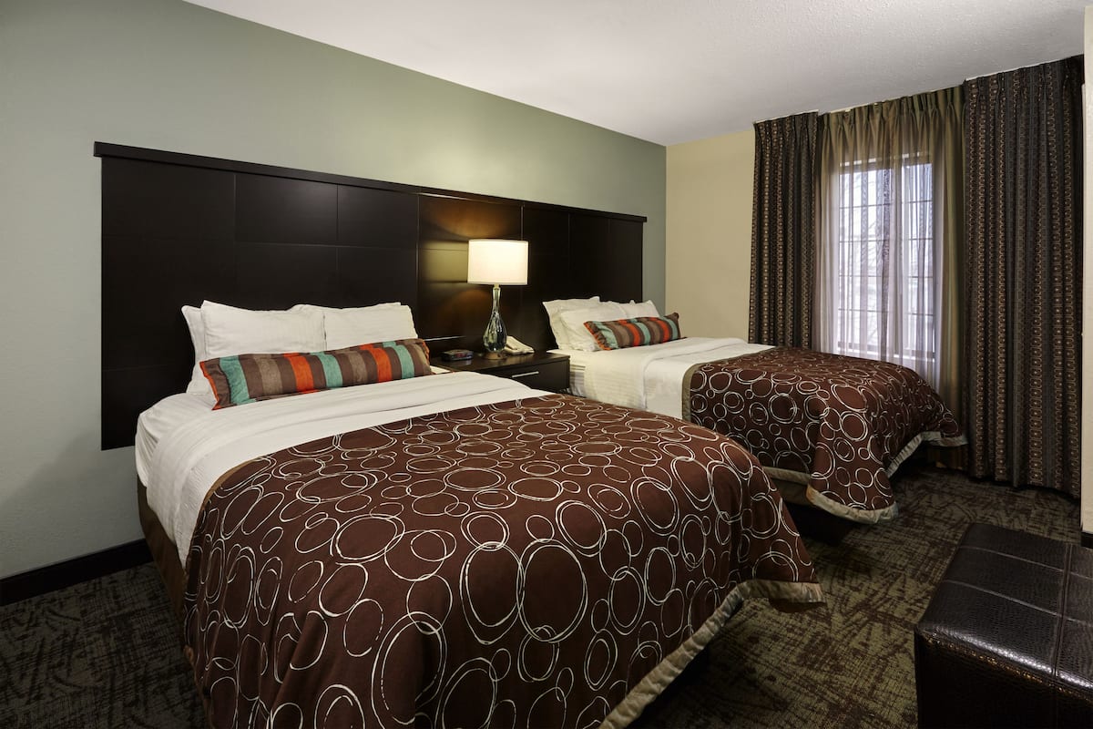 Suite, 1 Bedroom, Kitchen (2 Double Beds, Sofa Bed)